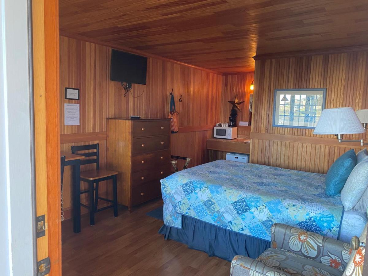 Whistling Winds Motel Lincoln City Buitenkant foto