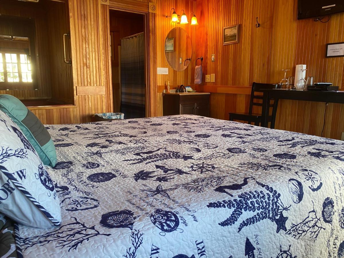 Whistling Winds Motel Lincoln City Buitenkant foto