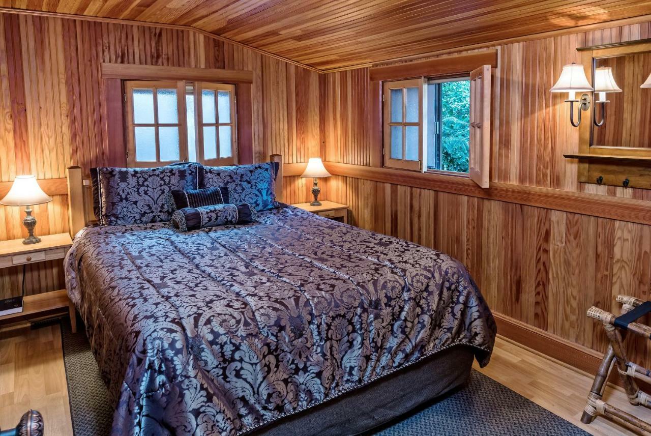 Whistling Winds Motel Lincoln City Buitenkant foto